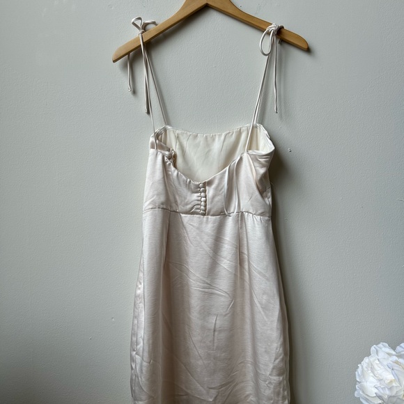 Princess Polly Cream Mini Dress - Picture 4 of 5